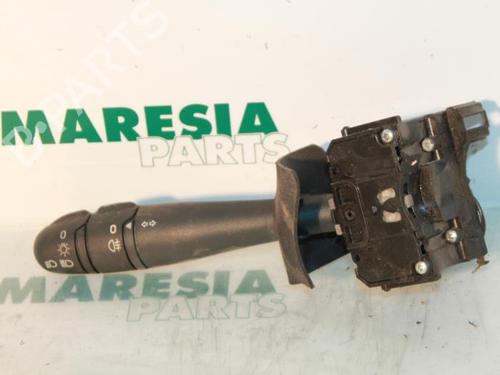 steering-column-stalk-renault-laguna-i-b56_-556_-1993-1994-1995-1996-1997-1998-1999-2000-2001-2002-31465910 main image