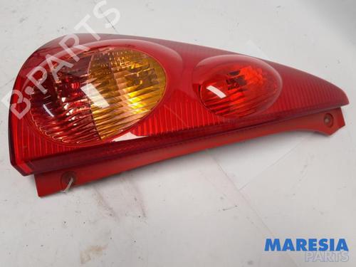 Used Left taillight PEUGEOT 107 (PM_, PN_) 1.0 (68 hp) 31430029