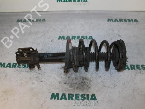 Used Right front shock absorber RENAULT MEGANE Scenic (JA0/1_) 2.0 i (JA0G) (114 hp) 31440099