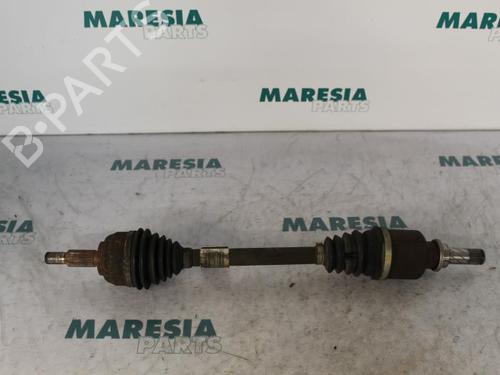 Used Left front driveshaft RENAULT SCÉNIC II (JM0/1_) 1.5 dCi (JM1F) (86 hp) 31524789