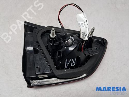 Right taillight RENAULT CLIO IV Grandtour (KH_) 1.2 TCe 120 (KHM0) | BP31415276C35