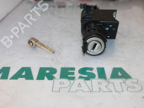 Used Ignition barrel ALFA ROMEO GT (937_) 1.9 JTD (937CXN1B) (150 hp) 31524719