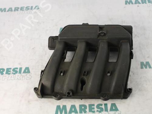 Used Injection rail RENAULT MEGANE I (BA0/1_) 1.6 16V (BA04, BA0B, BA11, BA1J, BA16, BA19, BA1K, BA1V,... (107 hp) 31438319