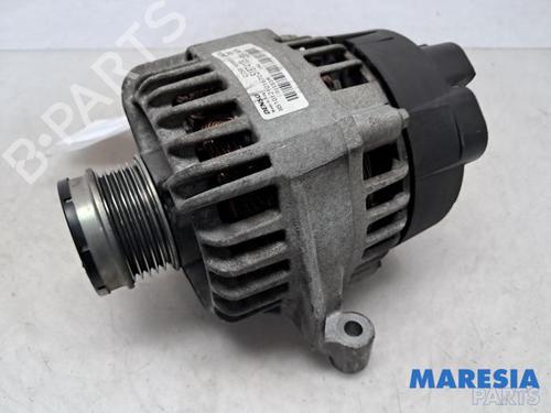 Used Alternator FIAT PANDA (312_, 319_) 0.9 (312PXG1A) (86 hp) 31473361