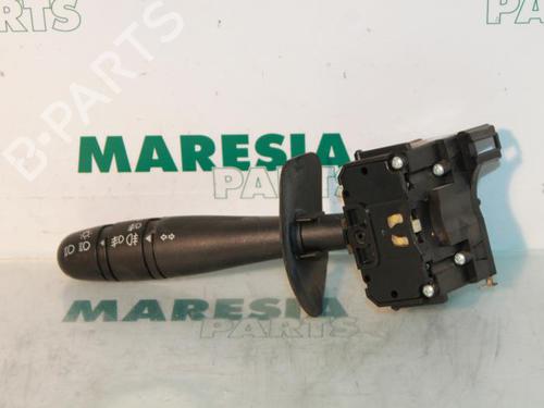 steering-column-stalk-renault-scenic-i-mpv-ja01_-fa0_-1999-2000-2001-2002-2003-2004-2005-2006-2007-2008-2009-2010-31461204 main image