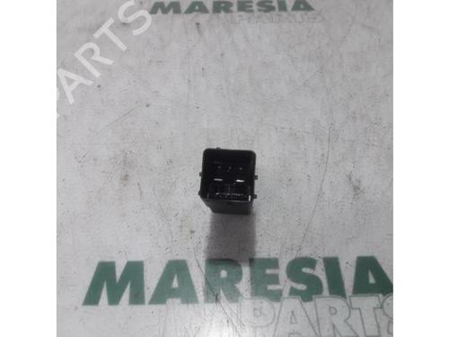 Electronic sensor PEUGEOT 208 I (CA_, CC_) 1.4 HDi | BP31405678M84