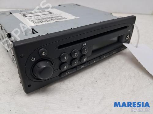 Radio RENAULT TWINGO II (CN0_) 1.2 (CN0D) | BP31490077E6