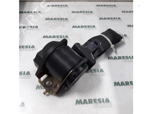 Used Rear left seatbelt PEUGEOT 406 (8B) 1.8 16V (116 hp) 31451835