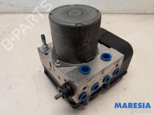 Used ABS pump ABS pump PEUGEOT 3008 I MPV (0U_) 1.6 THP (156 hp) 31447880 31447880