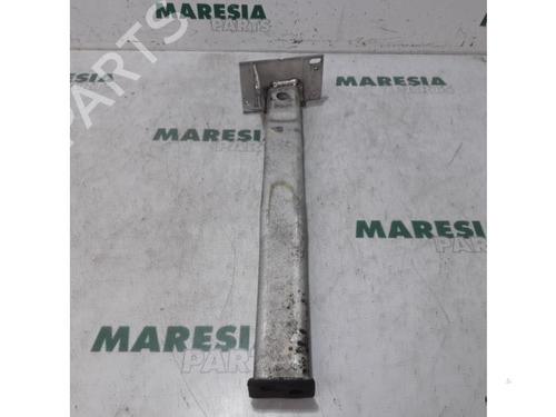 Forbro CITROËN DS5 2.0 HDi 165 Hybrid4 4x4 (163 hp) 31514609