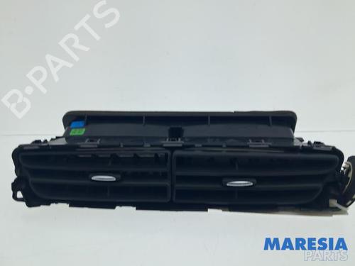 Used Air vent Air vent CITROËN C3 II (SC_) 1.2 VTi 82 (82 hp) 34496449 34496449