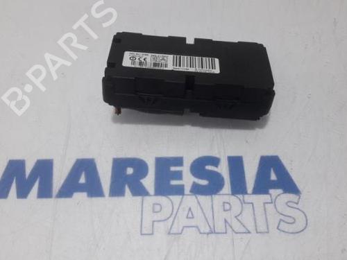 Used Electronic module CITROËN C6 (TD_) 2.2 HDi (170 hp) 31465058