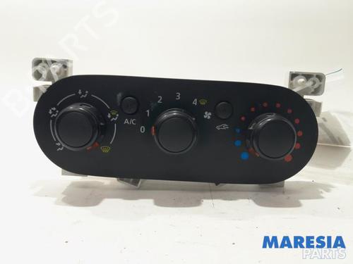 climate-control-renault-trafic-iii-van-fg_-2014-31400409 main image