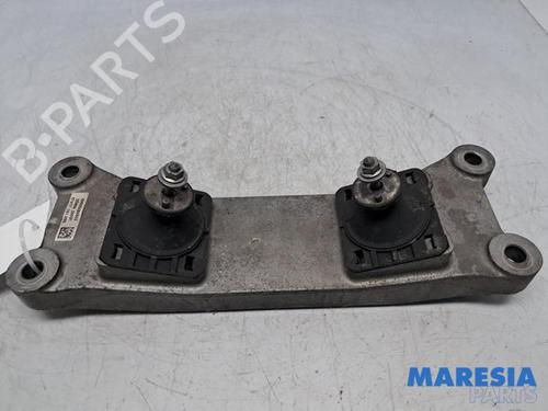 Used Gearbox mount ALFA ROMEO GIULIA (952_) 2.9 Quadrifoglio (952AAM24) (510 hp) 31504328