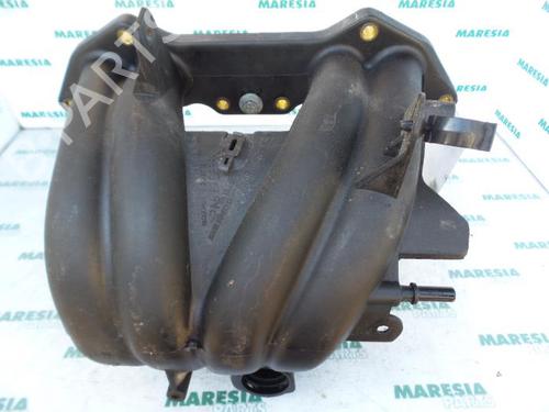 Used Injection rail PEUGEOT 206 Hatchback (2A/C) 1.4 i (75 hp) 31418928