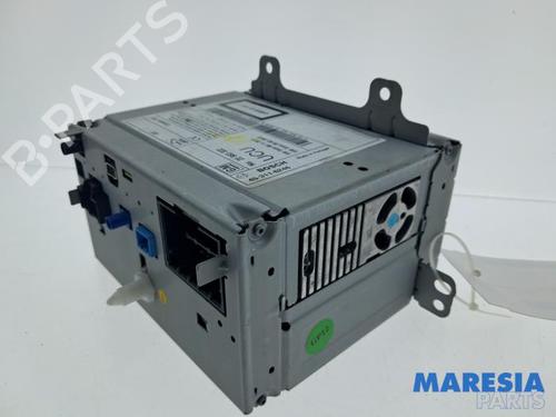 Used Radio Radio 37992511 37992511