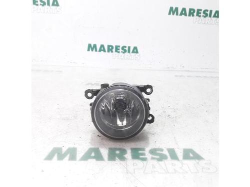 left-front-fog-light-renault-scenic-ii-jm01_-2003-2004-2005-2006-2007-2008-2009-2010-31470909 main image