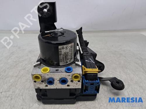 Abs pomp RENAULT SCÉNIC III (JZ0/1_) 1.6 16V (JZ0U, JZ1B) (110 hp) 31816599