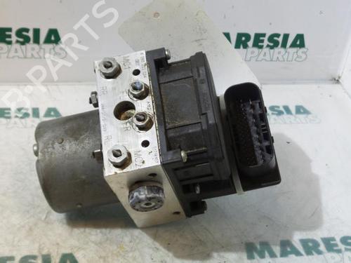 Bremsaggregat ABS für FIAT STILO Multi Wagon (192_) 1.6 16V (103 hp) 31464311