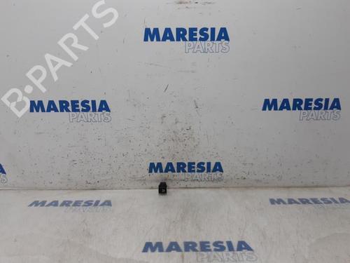 Used Switch CITROËN C4 Grand Picasso I (UA_) 2.0 i 16V (140 hp) 31532871