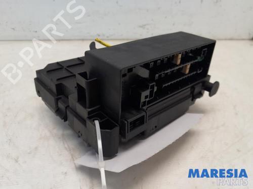 Used Fuse box PEUGEOT 508 SW I (8E_) 1.6 THP (156 hp) 31529115