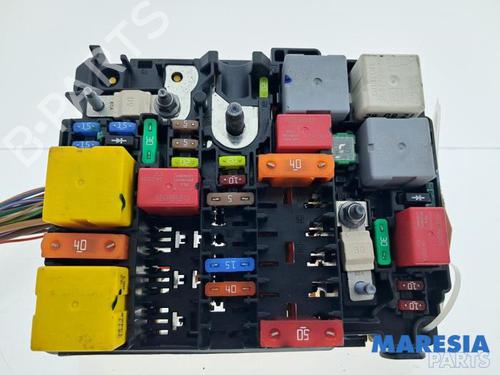 Used Fuse box Fuse box PEUGEOT 3008 II SUV (MC_, MR_, MJ_, M4_) Hybrid (224 hp) 32485113 32485113