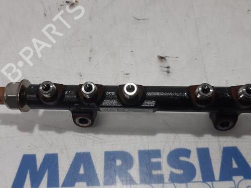 Injection rail PEUGEOT 5008 (0U_, 0E_) 1.6 BlueHDi 120 | BP31400202M98