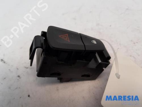 warning-switch-renault-scenic-iii-jz01_-2008-2009-2010-2011-2012-2013-2014-2015-2016-31389316 main image
