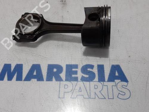 BP31436906O1 main image