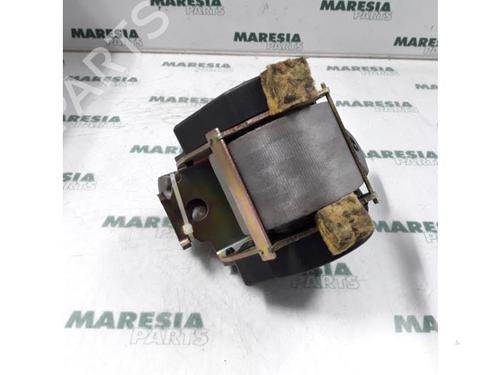 rear-right-seatbelt-renault-scenic-i-mpv-ja01_-fa0_-1999-2000-2001-2002-2003-2004-2005-2006-2007-2008-2009-2010-31463672 main image