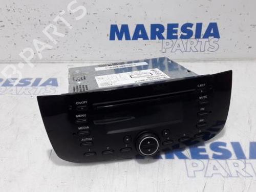 Used Radio FIAT PUNTO (199_) 0.9 Twinair Turbo (86 hp) 31416994