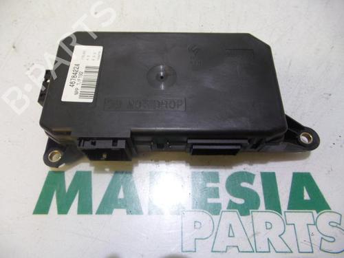 Used Control unit Control unit FIAT STILO (192_) 1.2 16V (192_XA1B) (80 hp) 31401180 31401180