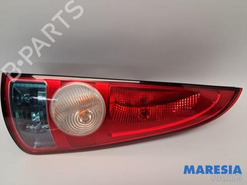 Højre baglygte RENAULT ESPACE IV (JK0/1_) 2.0 Turbo (JK0A, JK0B, JK0N) (163 hp) 31404093