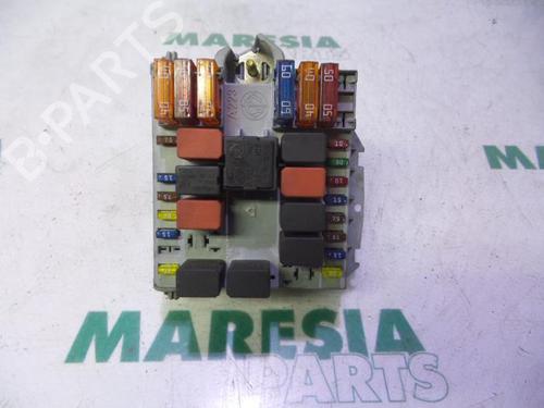 Used Fuse box ALFA ROMEO 147 (937_) 1.9 JTD 16V (937.AXG1B, 937.BXG1B) (140 hp) 31461351
