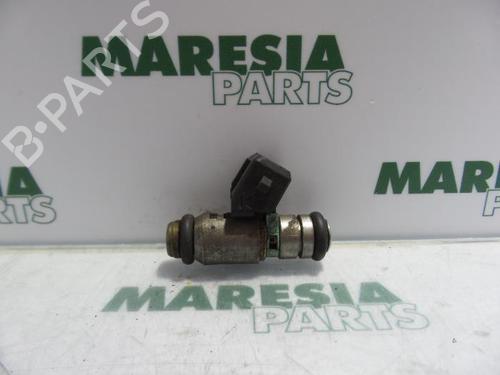 Used Injector FIAT PUNTO (188_) 1.2 60 (188.030, .050, .130, .150, .230, .250) (60 hp) 31420155