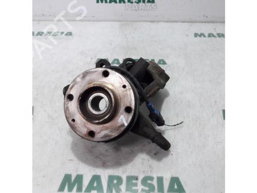 Used Left front steering knuckle CITROËN C3 Picasso (SH_) 1.6 HDi (90 hp) 31526020