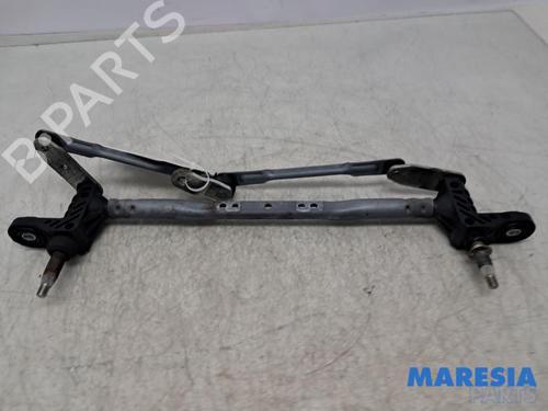 Used Front wipers mechanism FIAT 500 C (312_) 1.4 (312CXC1B, 312AXC1B) (100 hp) 31861116