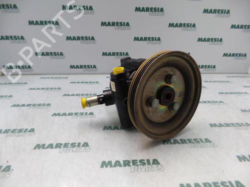 Used Steering pump Steering pump FIAT PUNTO (176_) 60 1.2 (176AP, 176AR, 176AQ, 176BB) (60 hp) 31451246 31451246