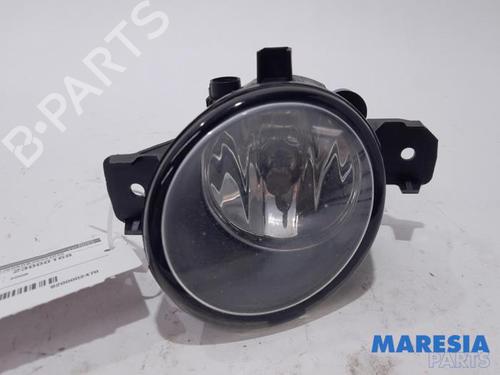 Used Right front fog light RENAULT ESPACE IV (JK0/1_) 2.0 (JK0A, JK1D, JK0N) (170 hp) 31469323