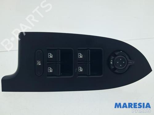 Interruttore Interruttore ALFA ROMEO GIULIETTA (940_) 1.4 TB (940FXB1A, 940FXB11) (170 hp) 36158755 36158755