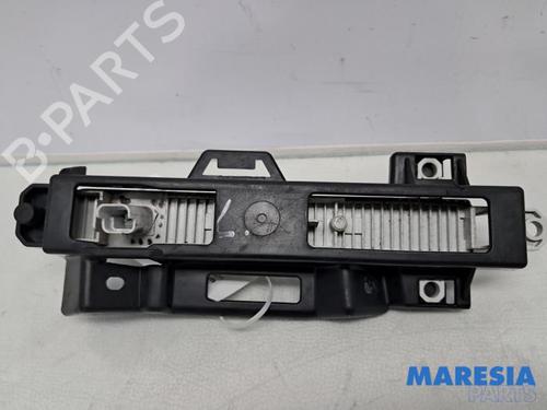 Right daytime light PEUGEOT 108 1.0 VTi 72 | BP31501486C103