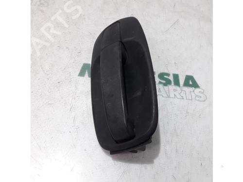 Used Front right exterior door handle RENAULT TRAFIC II Van (FL) 2.0 dCi 115 (FL01, FL0U, FL00, FL0H, FL0M) (114 hp) 31496497