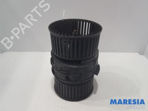 Used Heater blower motor RENAULT MEGANE III Grandtour (KZ0/1) 1.4 TCe (KZ0F, KZ1V) (130 hp) 31466090