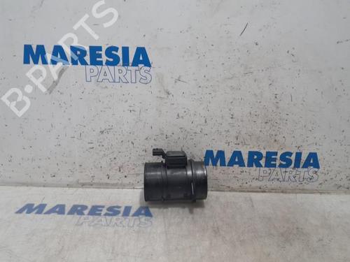Used Mass air flow sensor RENAULT CLIO IV Grandtour (KH_) 1.5 dCi 90 (KHN3, KHN4) (90 hp) 31526679