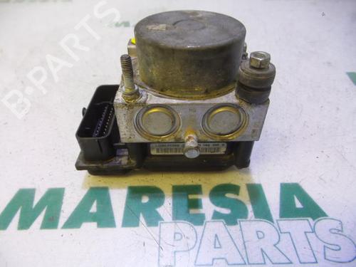 Used ABS pump FIAT GRANDE PUNTO (199_) 1.3 D Multijet (84 hp) 31417691