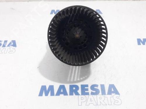 Used Heater blower motor PEUGEOT 508 I (8D_) 2.0 HDi Hybrid4 AWC (163 hp) 31475023