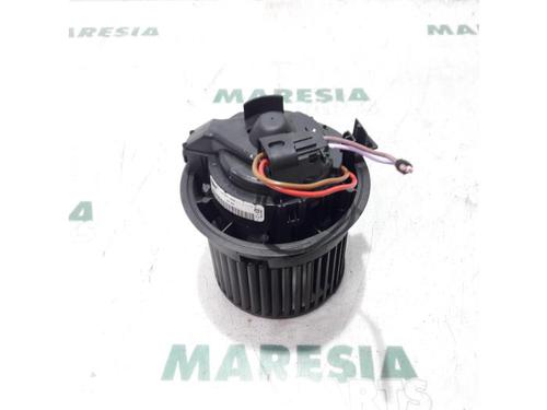 Used Heater blower motor RENAULT CLIO IV (BH_) 0.9 TCe 90 (BHNF, BHMA, BHMH, BHJK, BHJR) (90 hp) 31533226