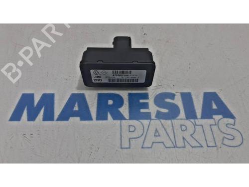 Used Electronic module RENAULT MEGANE III Grandtour (KZ0/1) 1.5 dCi (KZ09, KZ0D, KZ1G, KZ29, KZ14, KZ1W, KZ10, KZ1F,... (110 hp) 31483485