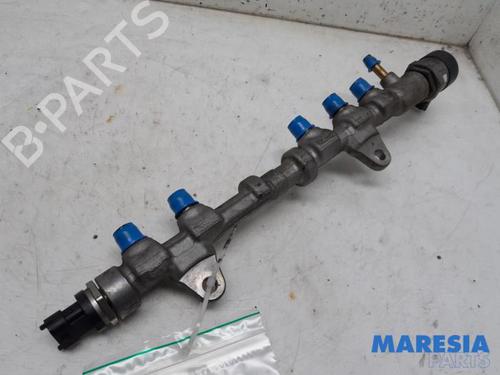 Used Injection rail FIAT 500 (312_) 1.3 D Multijet (312AXB1A) (75 hp) 31450810