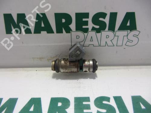 injector-renault-scenic-i-mpv-ja01_-fa0_-1999-2000-2001-2002-2003-2004-2005-2006-2007-2008-2009-2010-31399861 main image